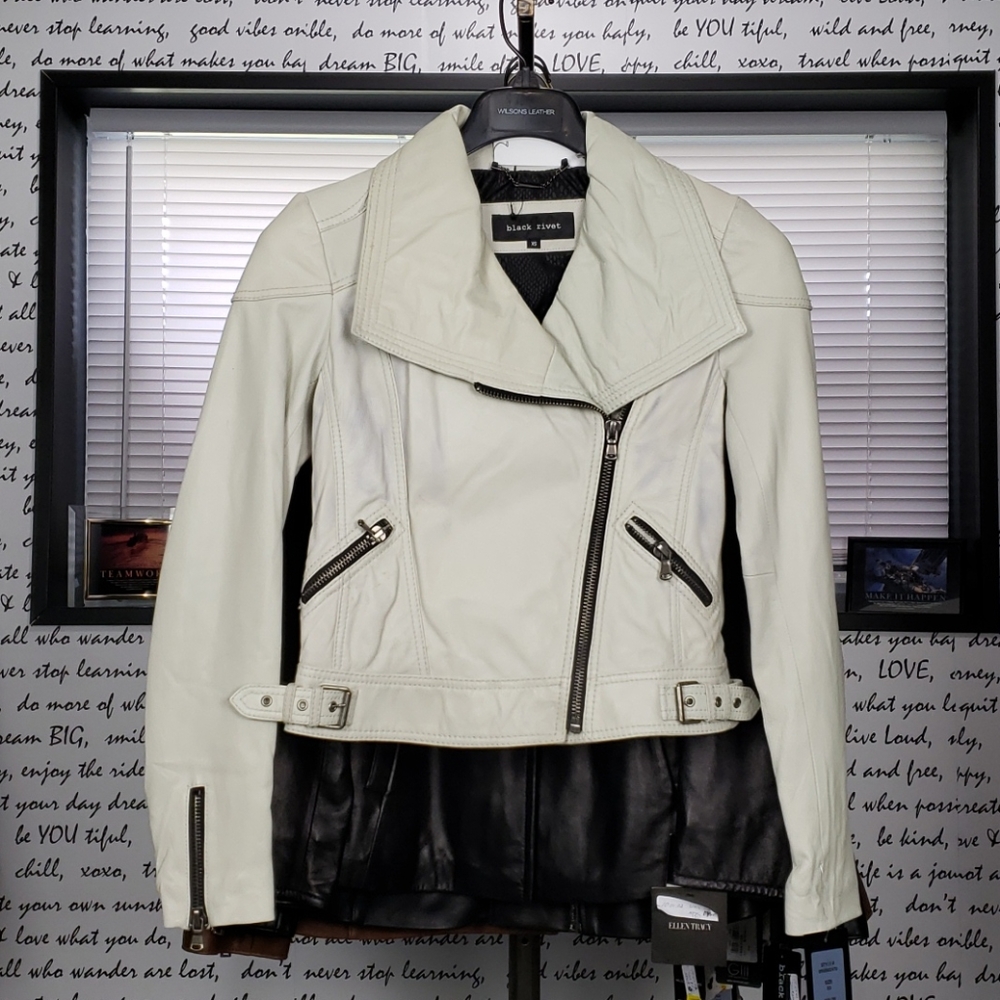 💥NEW💥 Womans XS Black Rivet White Genuine Leather